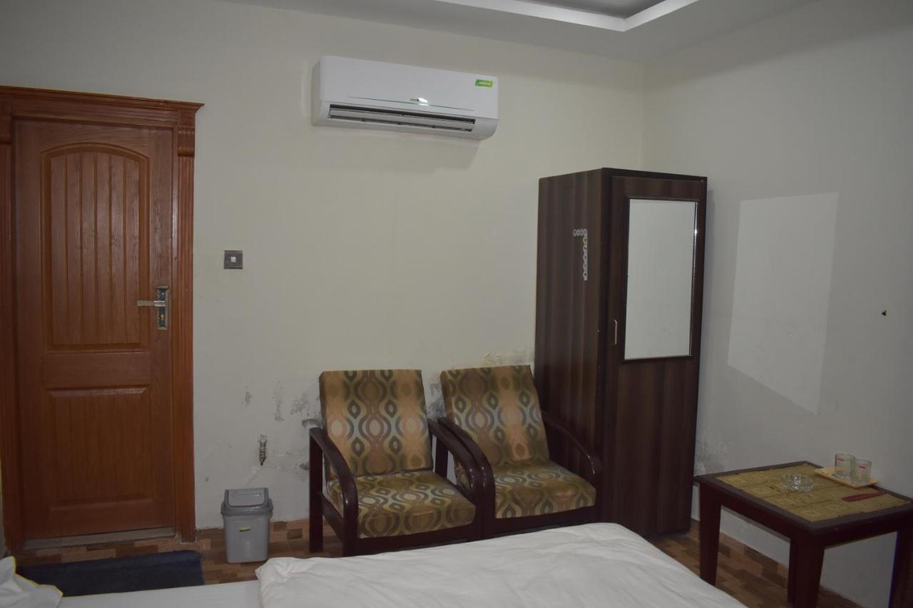Hotel Kashmir Inn Rawalpindi Bagian luar foto